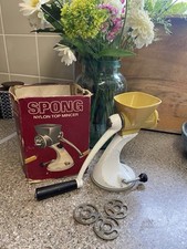 VINTAGE SPONG N705 MINCER SUCTION BASE VARIOUS BLADES - MADE IN ENGLAND Orig Box