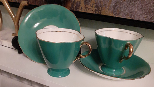Pair vtg windsor bone - vtg, china