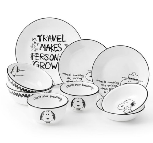 Corelle peanuts snoopy - corelle, x