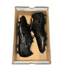 UK 7.5 EUR 42 - Nike Tiempo