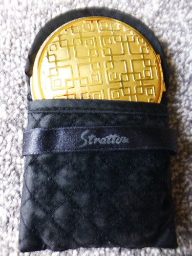 Stratton powder compact case