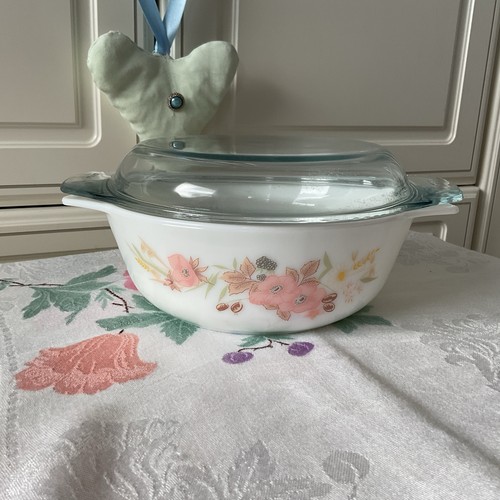 Vintage 1970s pyrex - vintage,