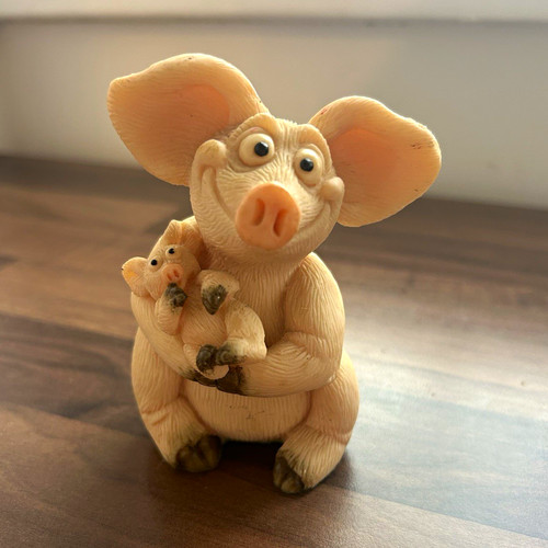 Piggin pig figure - piggin’,