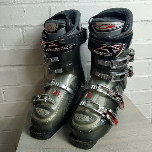 Nordica gts12 ski boots 305mm - boots,