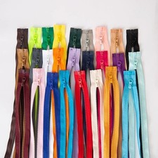 Chunky Open Ended Zip Plastic