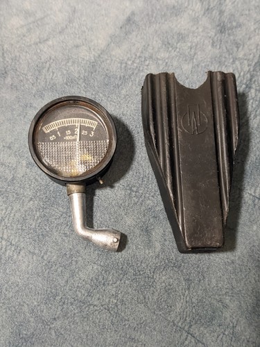 Tire pressure gauge for a - pressure,