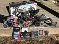 FTX Vantage Brushless 1/10 4WD RC Racing Buggy ready with all the kit you need!