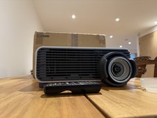 Canon WUX400ST 4000 Lumens Short Throw Projector WUXGA Full HD Golf Sim HDMI