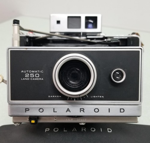 Vintage polaroid 250 automatic - polaroid,
