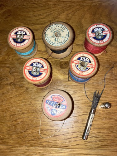 Vintage wooden cotton reels - wooden, x