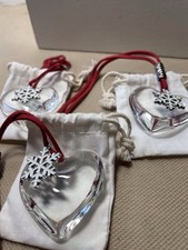 Three glass hearts - three,