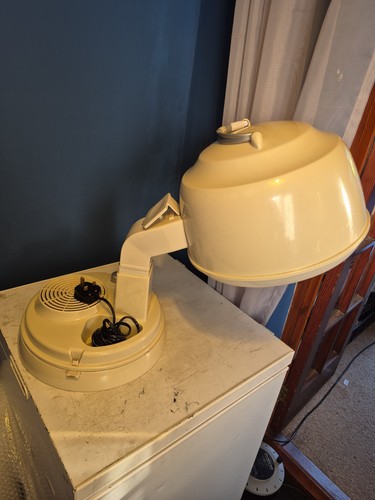 Vintage carmen compact - carmen, hood