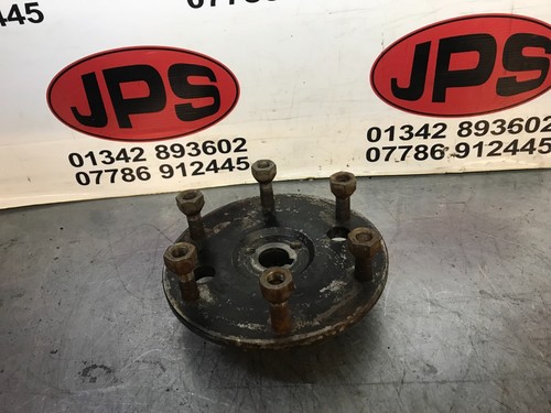 Front stud drive flange - 6,