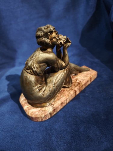 Art deco sculpture - deco,