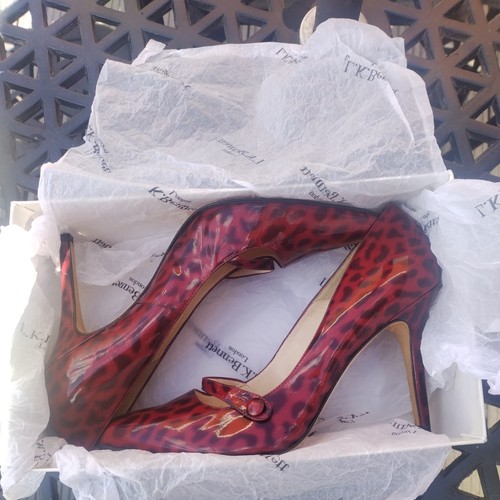Bennett red leopard - bennett,