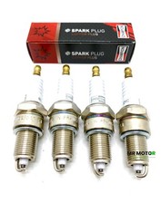 CHAMPION Spark Plugs x4 For