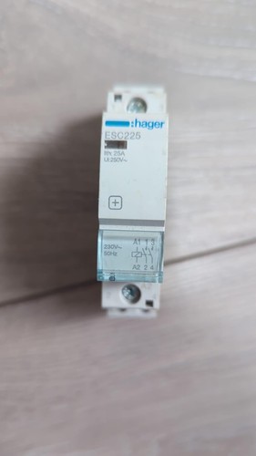 Hager esc225 25a pole 2no - hager,