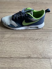 Nike Air Max Tavas Mens Grey