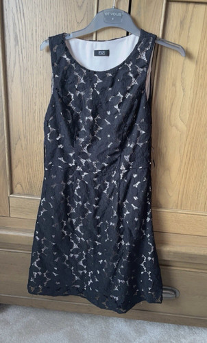 Black floral lace shift knee - lace,