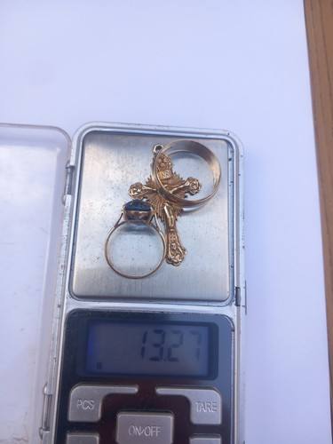 9ct gold scrap wear 3g - gold, 13.3g