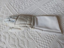 PBT Hungary 350N RH Fencing Glove Size 2