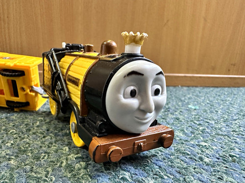 Thomas friends trackmaster - thomas,
