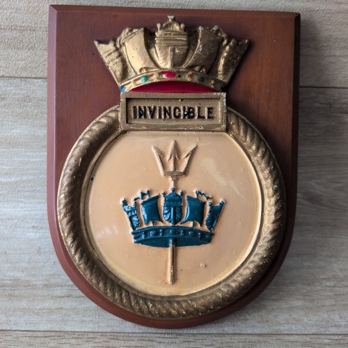 Hms invincible ships - ships, crest