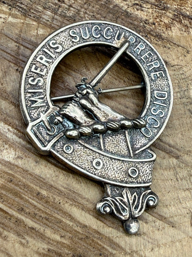 Vintage macmillan clan crest - vintage,