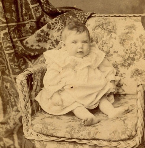 Antique cabinet card