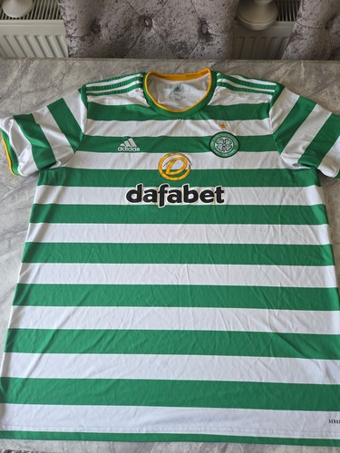Glasgow celtic football club - football,