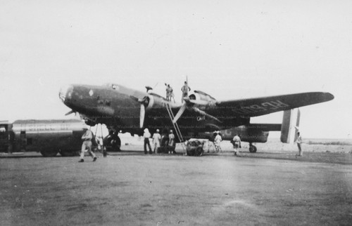 Handley page halifax - page,