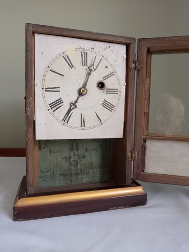 Teutonia mantel clock - teutonia,