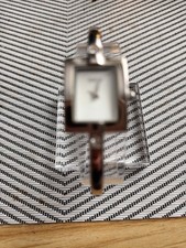 oasis bangle watch no box or papers new battery 