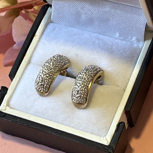 9ct gold real diamond 030 - real, .030