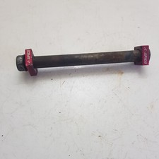 2016 crf 450r rear wheel axel-spindle -bolt nut