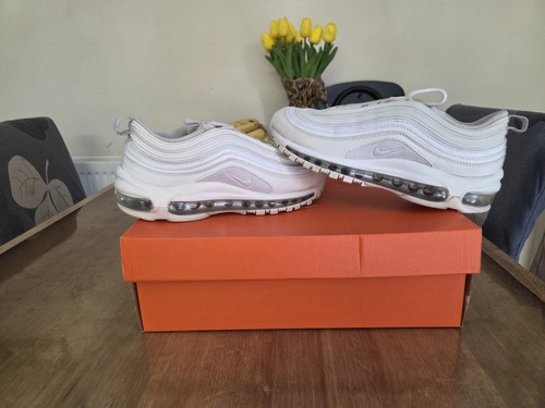 Women all white - women, air