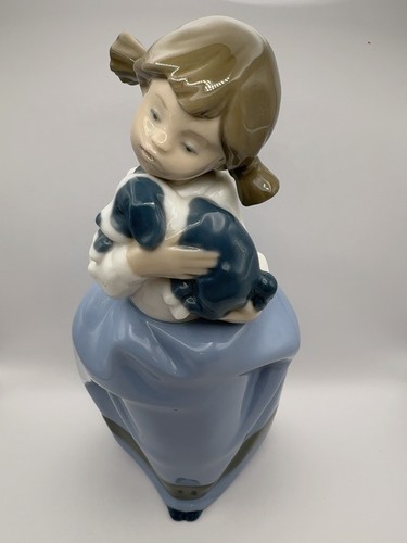 Nao lladro 1029 girl - lladro,