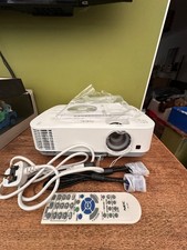 NEC P401W 3LCD Projector 4000 Lumens HD 1080i HDMI - Only 20 Hours Used!