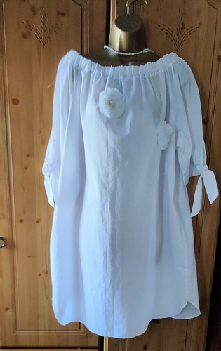 White dress beach - white,