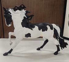 Custom Breyer Templado