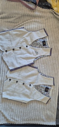 Boys waistcoat age 2 - waistcoat,