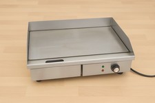 Nisbets Essentials DA397 Countertop Griddle