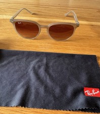 Women’s Raybans RB 4306