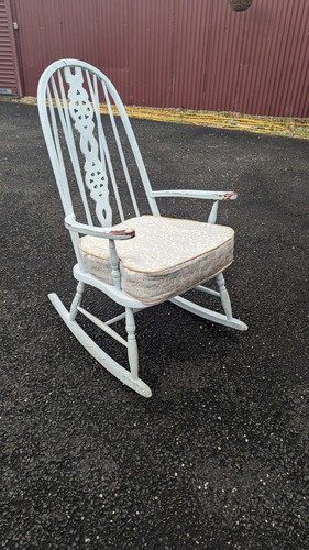 Vintage windsor beechwood - windsor,