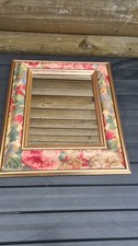 REALLY CUTE VINTAGE 1980's FLOWERY SMALL WALL MIRROR CHUNKY