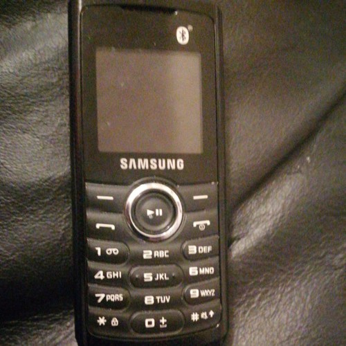 Samsung e2121b black - -,
