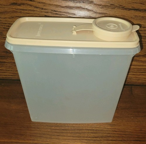 Vintage tupperware cereal - vintage,