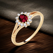 18ct Gold Ruby Cluster Ring on