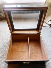 Qualitas Traditum humidor