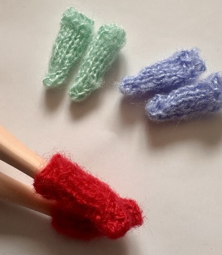 Hand knitted - knitted, 11”